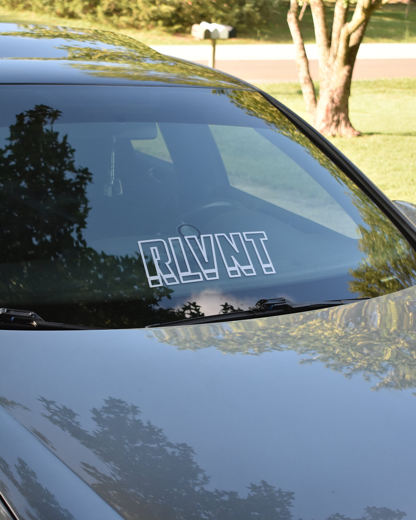 "RLVNT" Window Banner Outline (14.5" X 5.5")